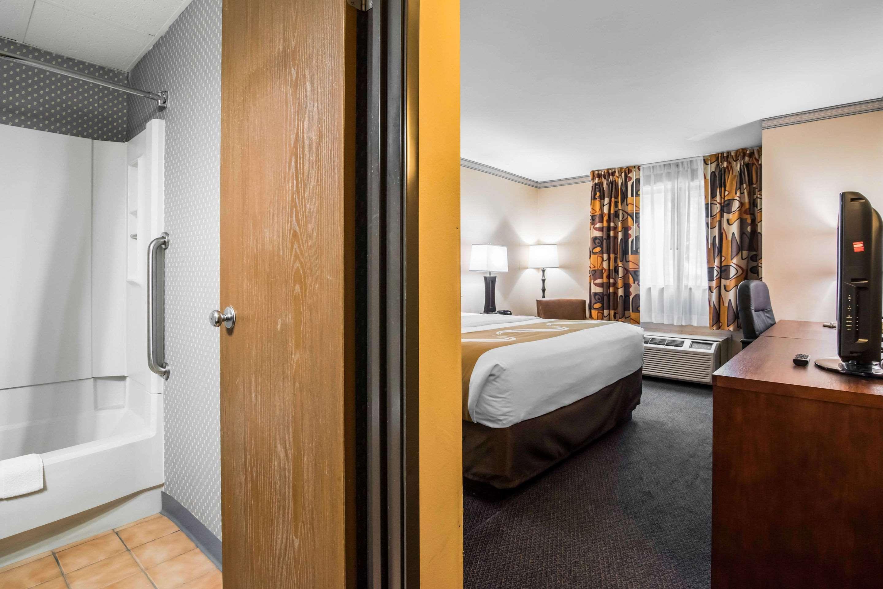 Quality - University Area Inn