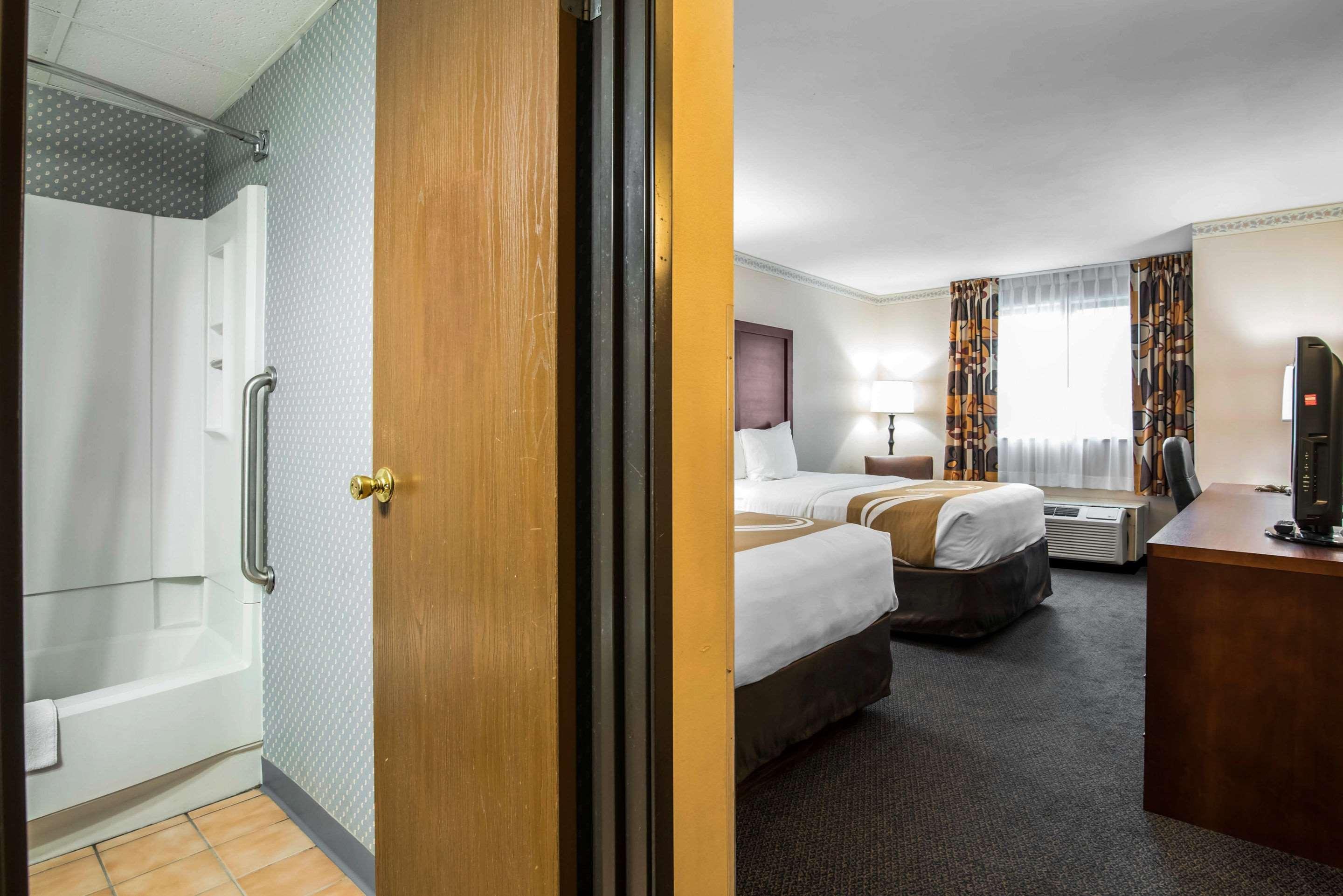 Quality - University Area Inn 2*